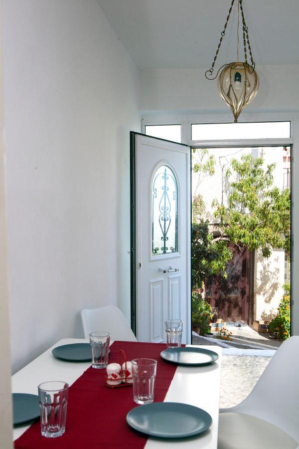 فيلا Family House In Lakones باليوكاستريتسا المظهر الخارجي الصورة